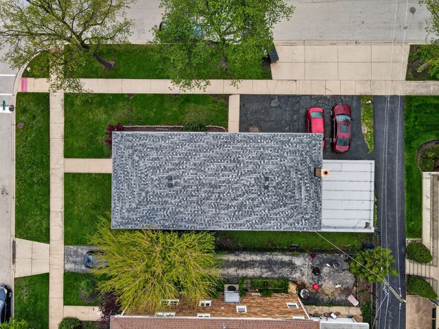 4420 VERNON Avenue, Brookfield, IL 60513
