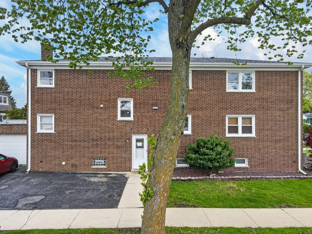 4420 VERNON Avenue, Brookfield, IL 60513