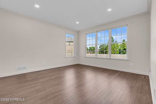 2 Kirsten Drive, Freehold, NJ 07728