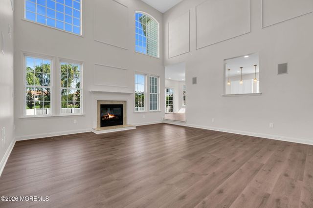 2 Kirsten Drive, Freehold, NJ 07728