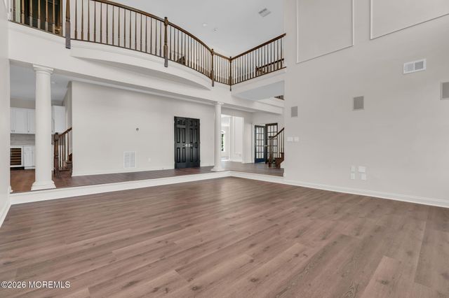 2 Kirsten Drive, Freehold, NJ 07728