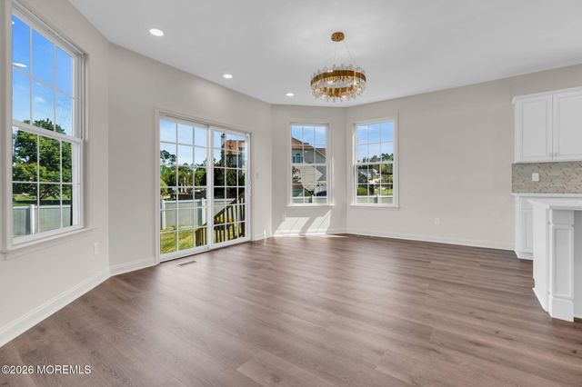 2 Kirsten Drive, Freehold, NJ 07728