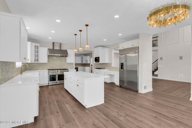 2 Kirsten Drive, Freehold, NJ 07728