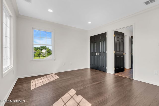 2 Kirsten Drive, Freehold, NJ 07728