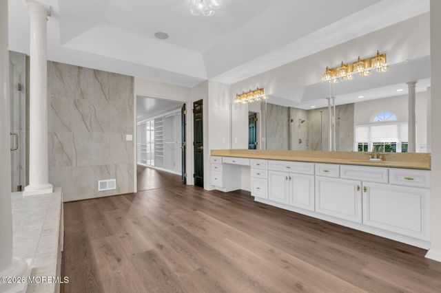 2 Kirsten Drive, Freehold, NJ 07728