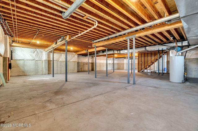 2 Kirsten Drive, Freehold, NJ 07728