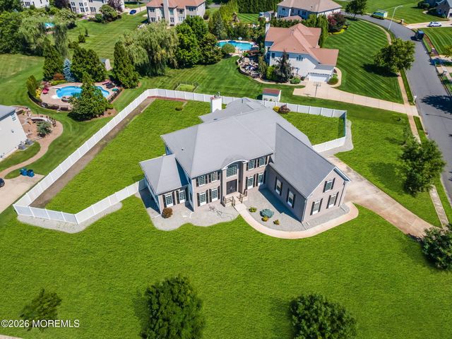 2 Kirsten Drive, Freehold, NJ 07728