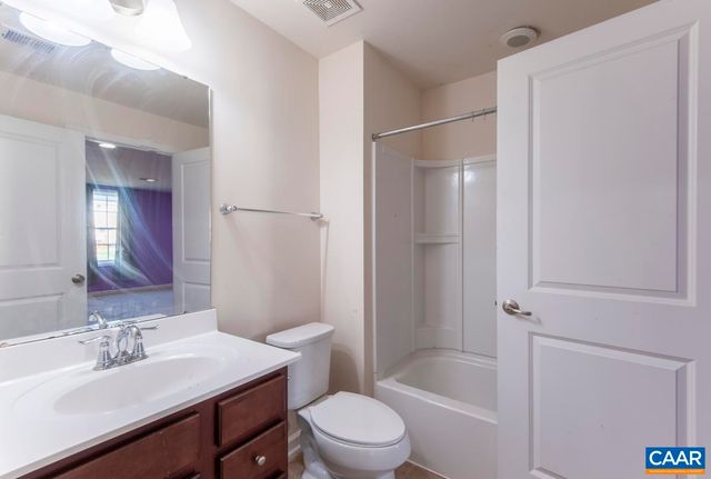 236 BRIMFELL ST, Gordonsville, VA 22942