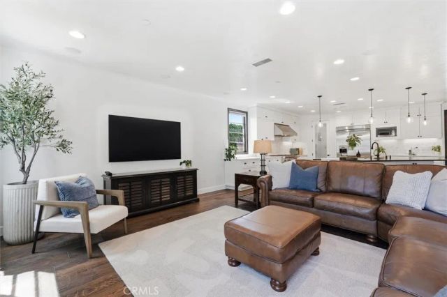 12442 Christy, Los Alamitos, CA 90720