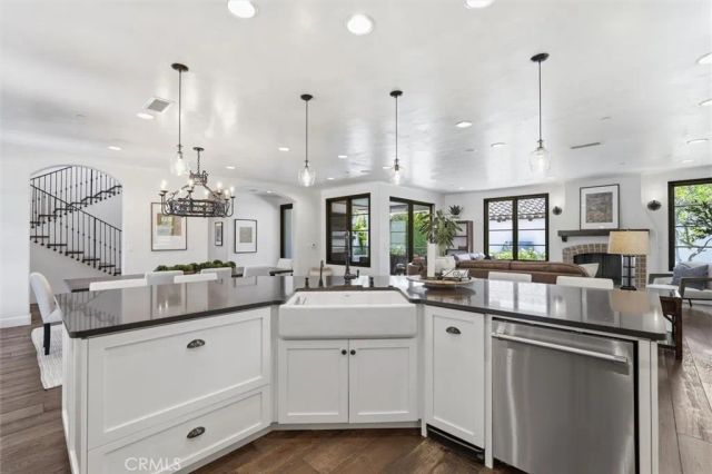 12442 Christy, Los Alamitos, CA 90720