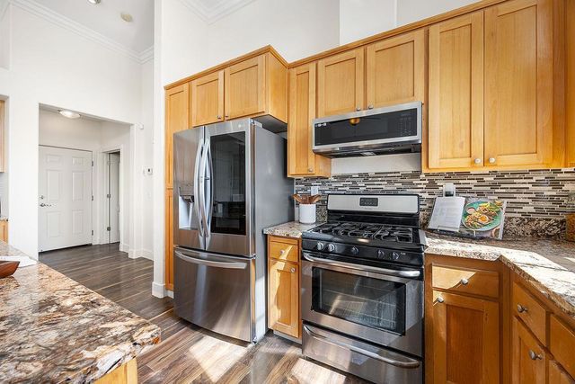 6024 Old Quarry Loop, Oakland, CA 94605