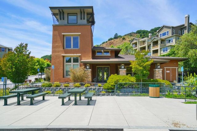 6024 Old Quarry Loop, Oakland, CA 94605