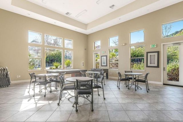 6024 Old Quarry Loop, Oakland, CA 94605