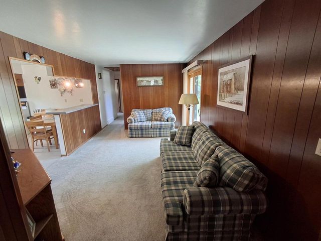 1418 Denis AVENUE, Milwaukee, WI 53221