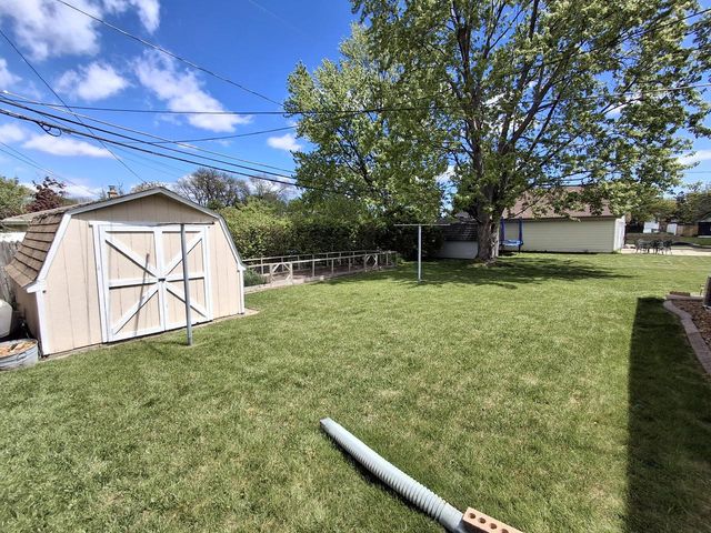 1418 Denis AVENUE, Milwaukee, WI 53221
