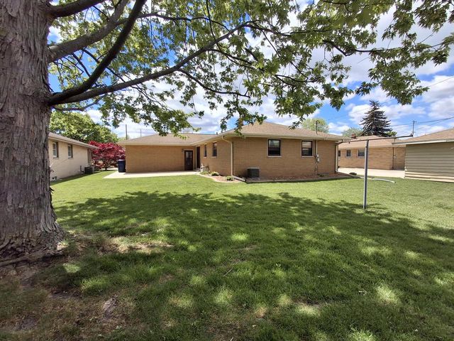 1418 Denis AVENUE, Milwaukee, WI 53221
