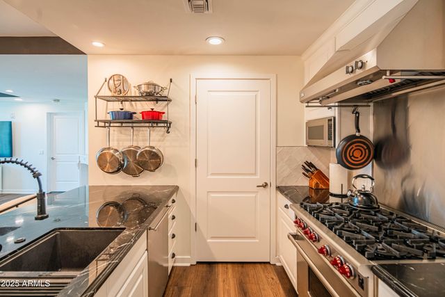 6803 E MAIN Street 3308, Scottsdale, AZ 85251