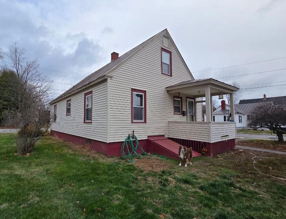 46 Park Avenue, Claremont, NH 03743