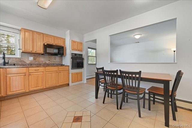 3 Adrienne Court, Hauppauge, NY 11788