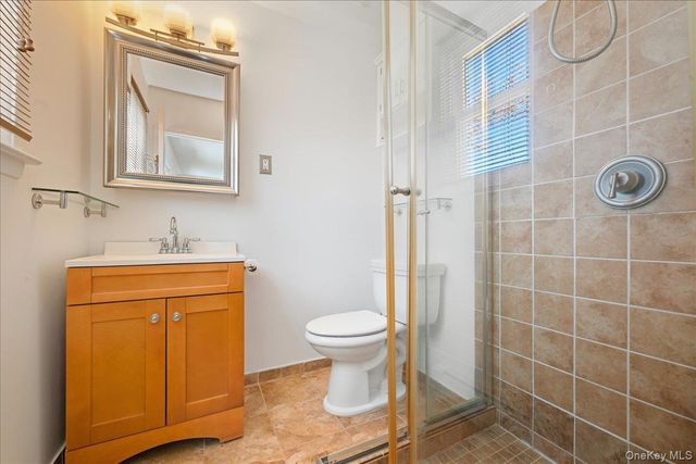 3 Adrienne Court, Hauppauge, NY 11788