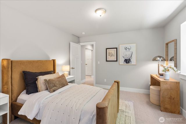 15111 Manor Way, Lynnwood, WA 98087