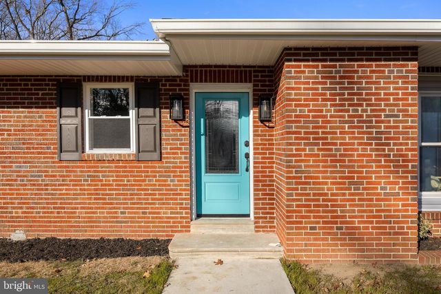 23 GRANDVIEW AVE, Williamstown, NJ 08094