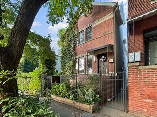 5338 N Ashland Avenue, Chicago, IL 60640