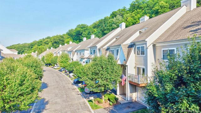 102 Crystal Hill Drive, Pomona, NY 10970