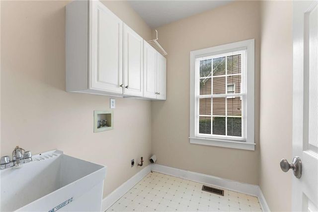 2381 Briarleigh Way, Atlanta, GA 30338