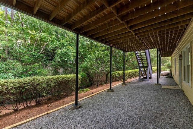 2381 Briarleigh Way, Atlanta, GA 30338