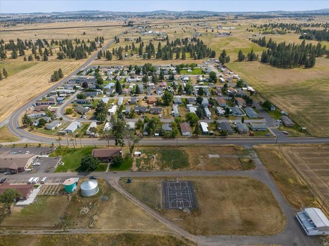 2201 N Craig ave Rd, Airway Heights, WA 99224