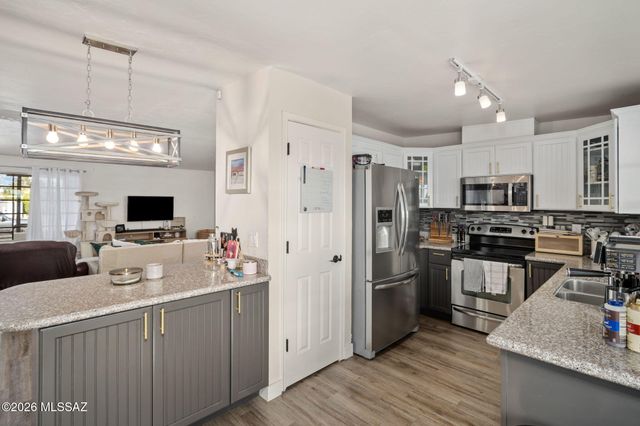 3012 S Hoffman Lane, Tucson, AZ 85730