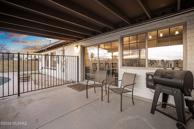 3012 S Hoffman Lane, Tucson, AZ 85730