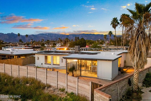 3012 S Hoffman Lane, Tucson, AZ 85730