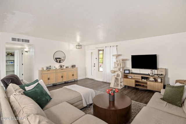 3012 S Hoffman Lane, Tucson, AZ 85730