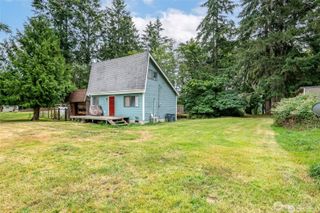 406 E Madrona Drive, Lakebay, WA 98349