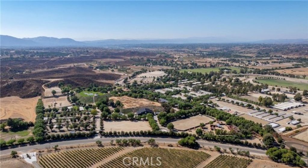 38831 Pauba, Temecula, CA 92592