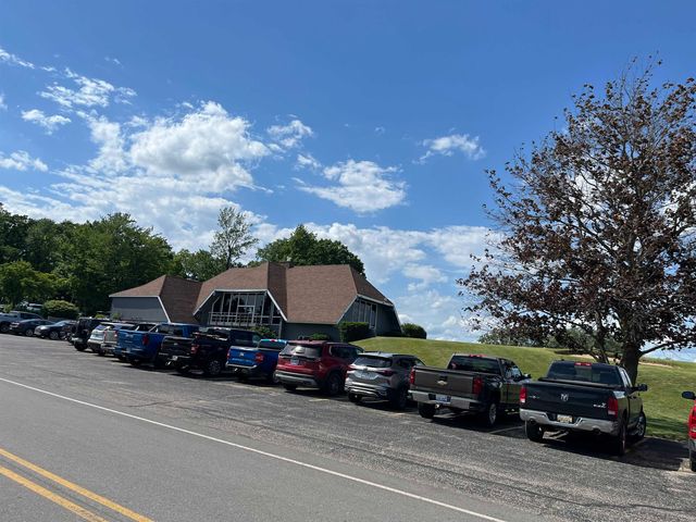 1084 Clubhouse Drive, Broomfield Twp, MI 48893