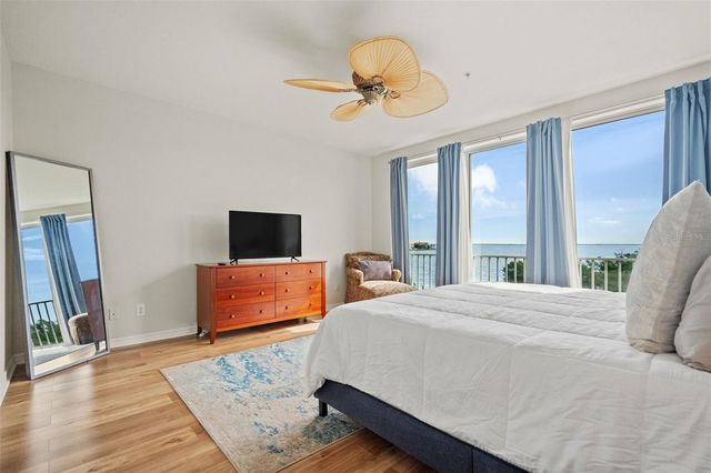 1593 PINELLAS BAYWAY S, Tierra Verde, FL 33715
