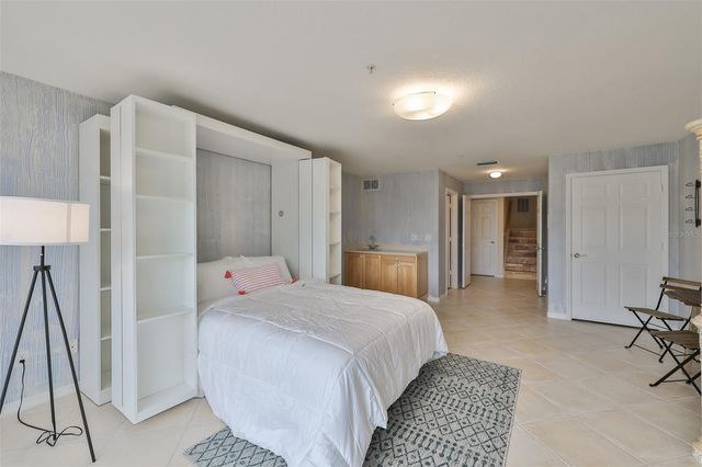 1593 PINELLAS BAYWAY S, Tierra Verde, FL 33715