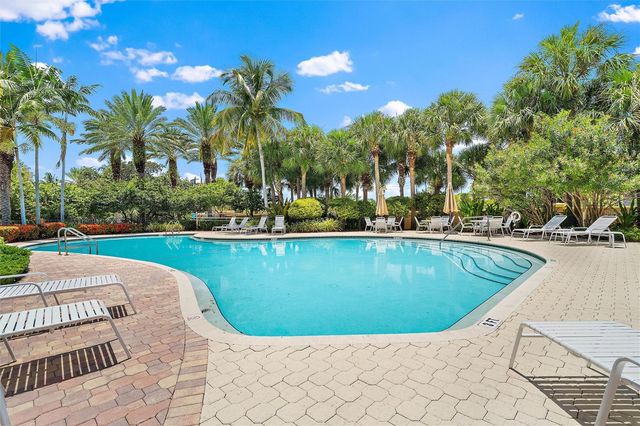 1593 PINELLAS BAYWAY S, Tierra Verde, FL 33715