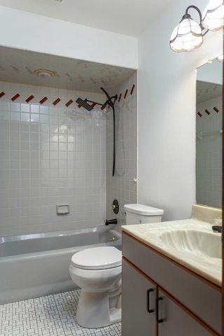 4417 N Galaxy Drive, Janesville, WI 53546