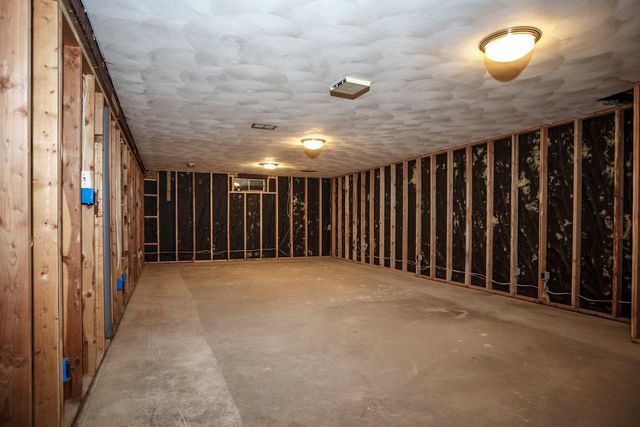 4417 N Galaxy Drive, Janesville, WI 53546