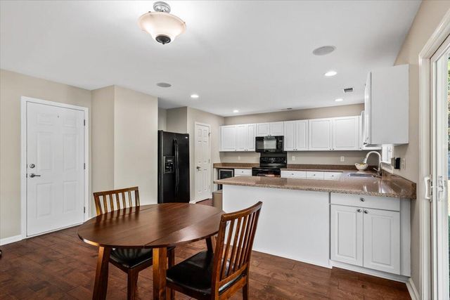 7115 Sweetgrass Boulevard, Hanahan, SC 29410