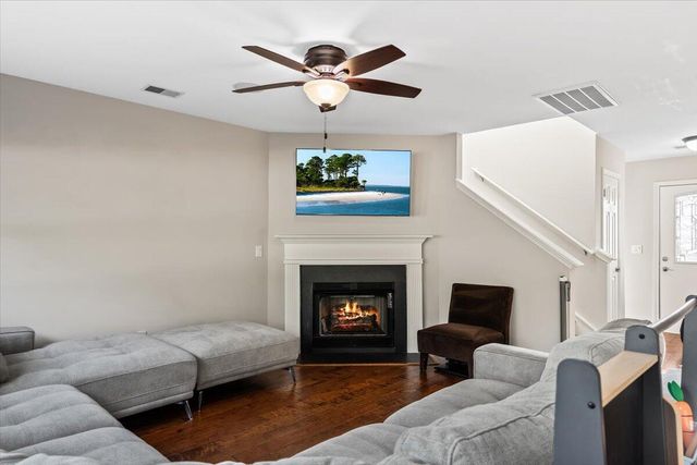 7115 Sweetgrass Boulevard, Hanahan, SC 29410