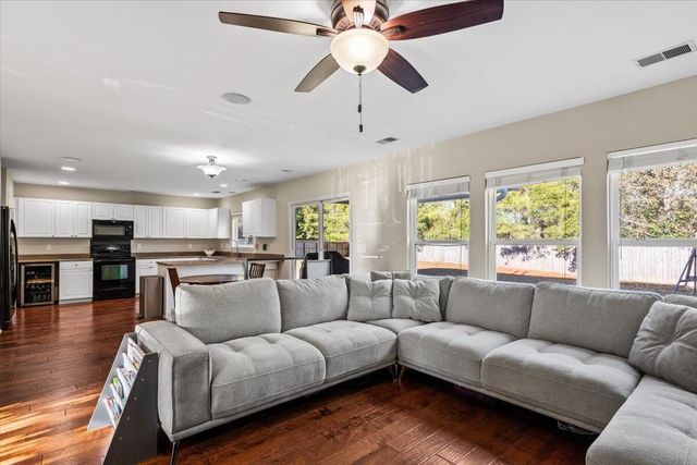 7115 Sweetgrass Boulevard, Hanahan, SC 29410