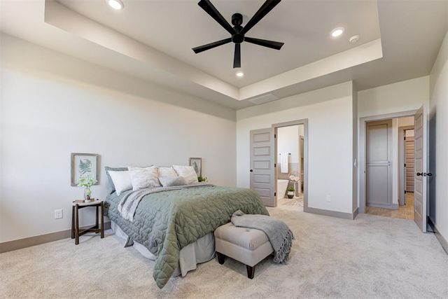 642 Sienna Creek Lane, Piedmont, OK 73078