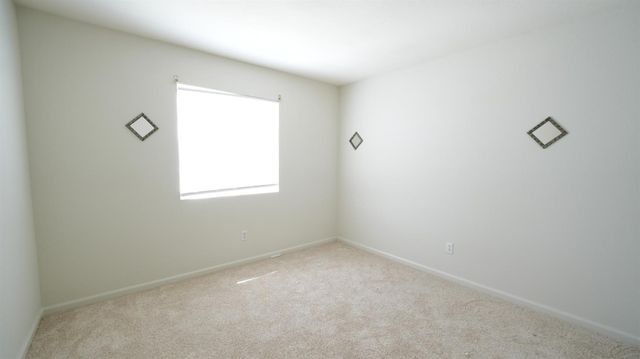 831 Waterford Ave, Stockton, CA 95206