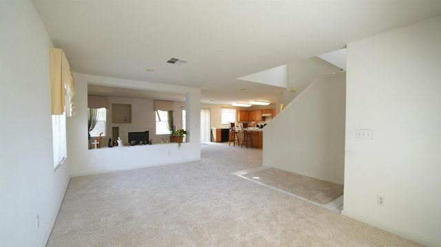 831 Waterford Ave, Stockton, CA 95206