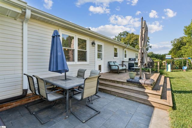 124 Zion School Road, Easley, SC 29642